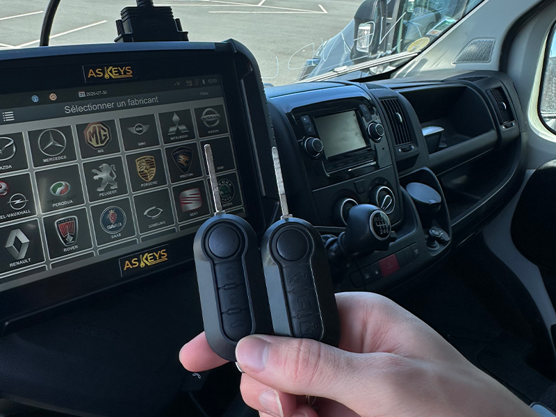 Valise de programmation pour clé de voiture à Nantes - AsKeys 44